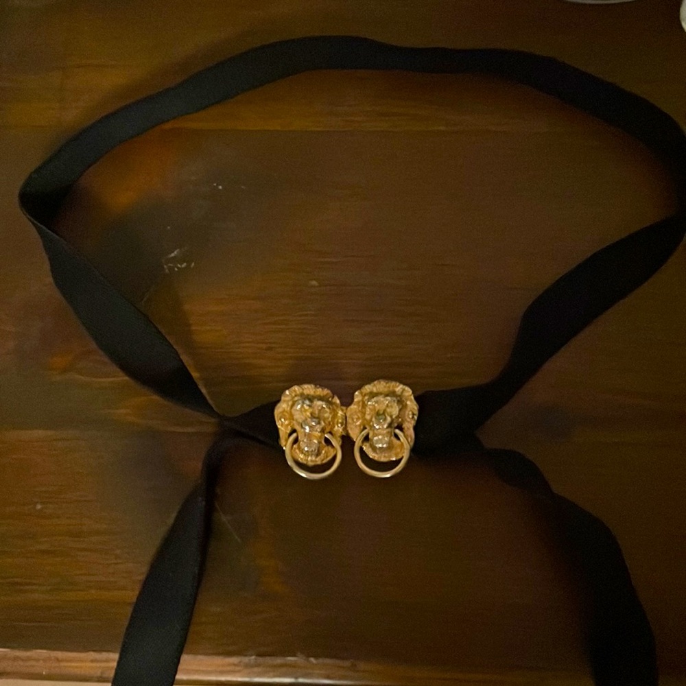 Cute classic eclectic lions head elastic belt